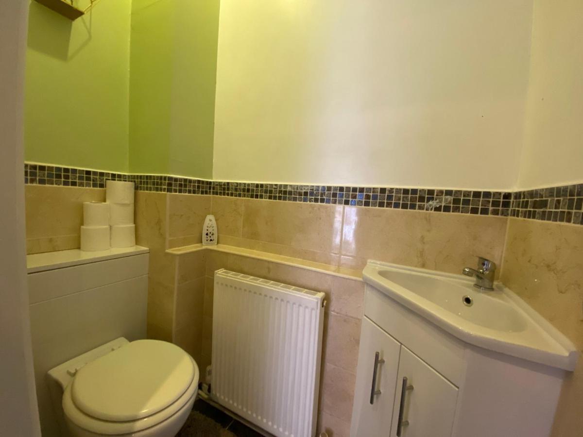 Host & Stay - Cotman Close Milton Keynes Buitenkant foto